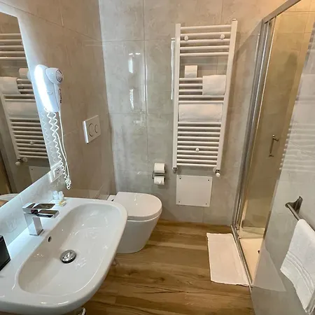 بيت ضيافة Arbi Venice Station ميستر